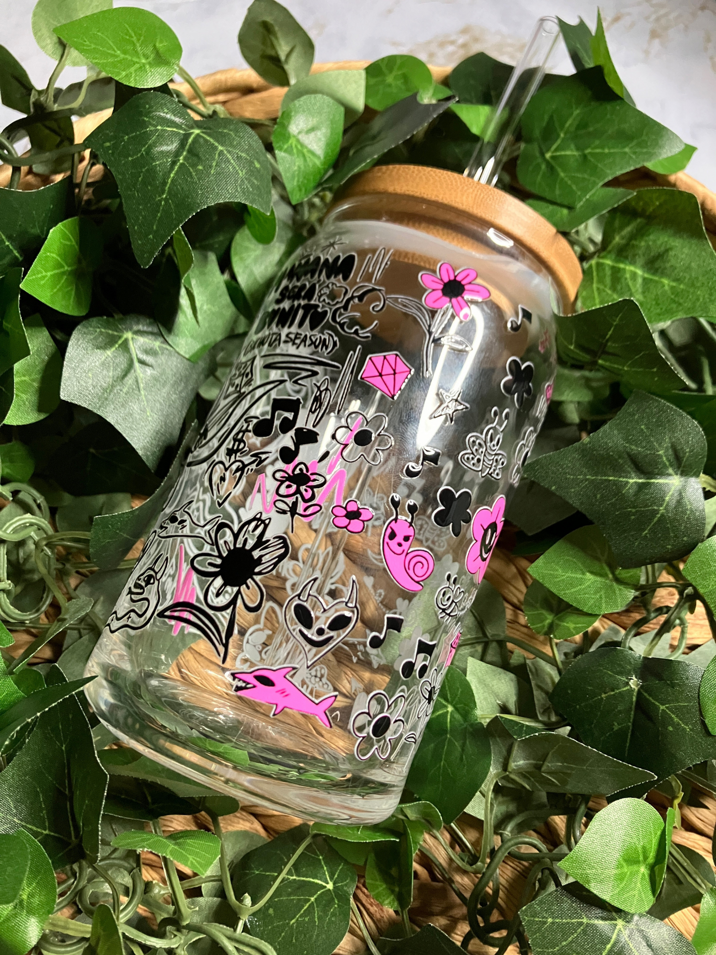 Bichota Season 16oz Glass Cup