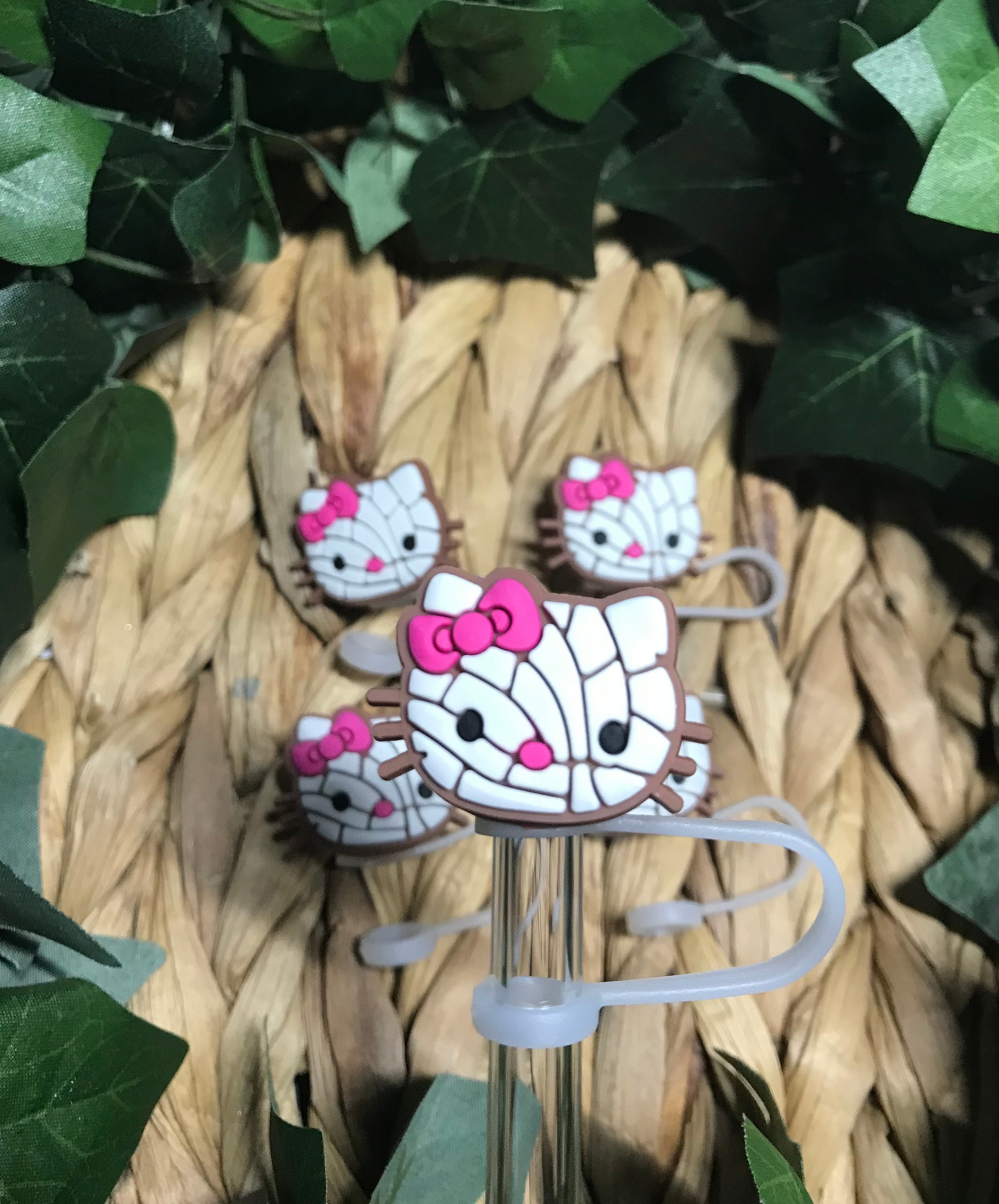 Concha Straw Toppers