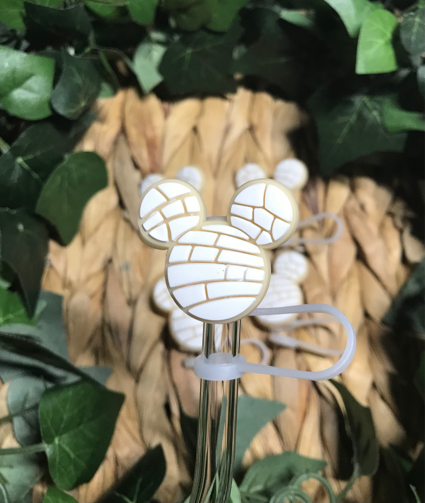 Concha Straw Toppers